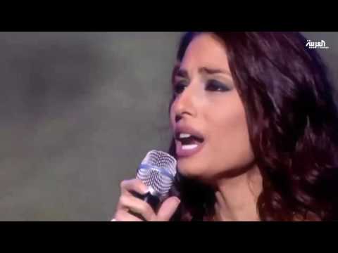 هبة طوجي أول عربية تشارك بعمل مسرحي ضخم