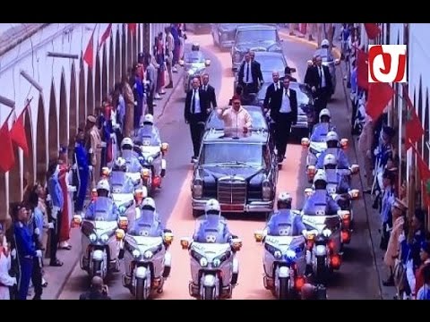 شاهد الملك محمد السادس يؤدي صلاة عيد الفطر المبارك