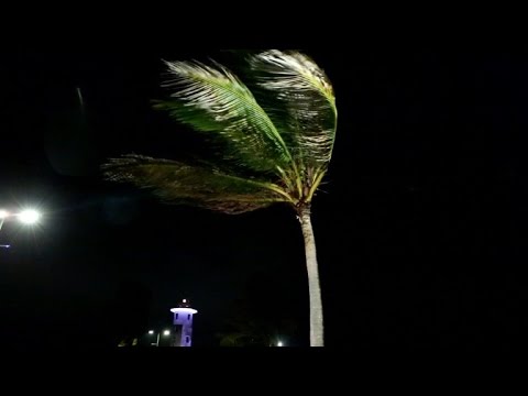 بالفيديو مخاوف من سيول في المكسيك جراء إعصار يضرب أميركيا الوسطى