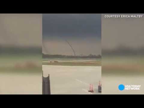 لحظات تكون إعصار جبلي غريب