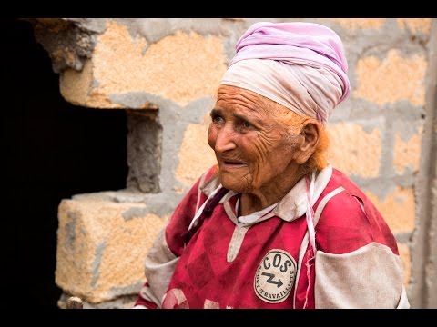 مي فاطنة 100 سنة توضح أنها تشردت أكثر من 45 عامًا