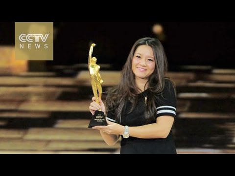 لاعبة التنس لي نا تلقب بأفضل رياضية 2014