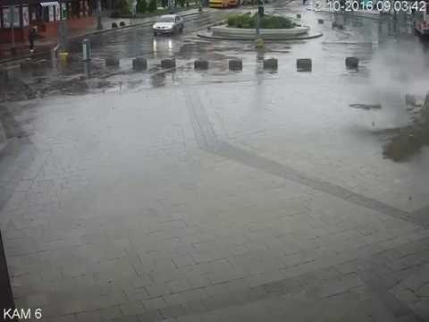 العناية الإلهية تسقط رافعة في المكان والتوقيت المناسب