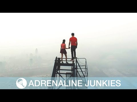 موعد غرامي على ارتفاع 600 متر