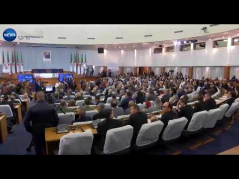 شاهد تمرير قانون المالية 2017 بقوة الأغلبية