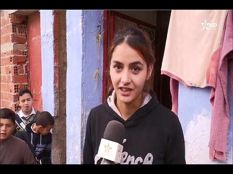 أهالي حي عين حوزي يخلون منازلهم خشية انهيارها