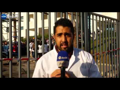 طلبة كلية الطب ببن عكنون في العاصمة يواصلون إضرابهم
