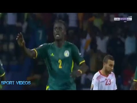 شاهد المنتخب السنغالي تضرب تونس بسهولة بهدفين في الشوط الأول