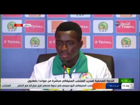 ندوة صحافية لمدرب المنتخب السنيغالي من مواندا في الغابون