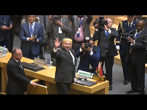 شاهد استقبال تاريخي للملك محمد السادس في القمة الأفريقية