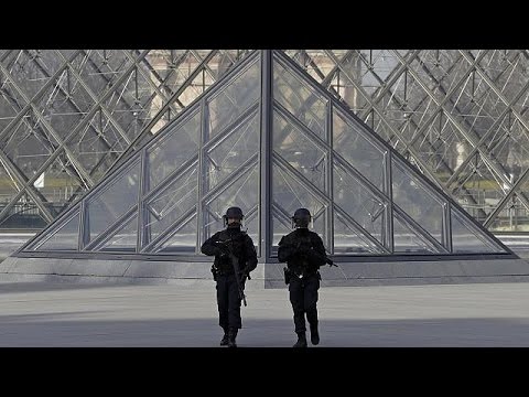 بالفيديو الكشف عن أولى نتائج التحقيق في منفذ الهجوم بالساطور في فرنسا