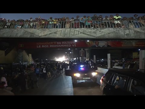 شاهد استقبال شعبي كبير للملك محمد السادس