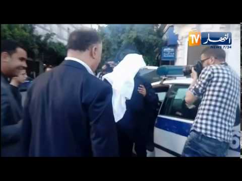 الشيخ وسيم يوسف يفاجئ أفراد دورية للشرطة