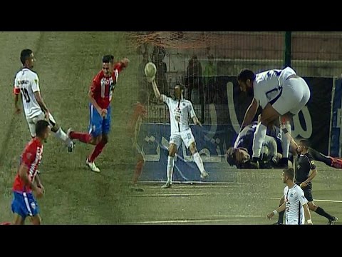 شاهد طرد ثلاث لاعبين من شباب الريف الحسيمي