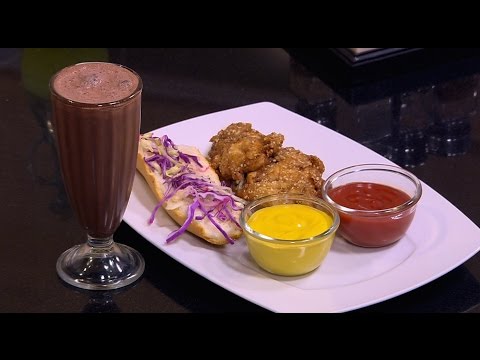 شاهد طريقة إعداد سندوتش فيليه دجاج ببقسماط اللوز  ميلك شيك شوكولاتة