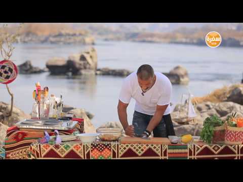 شاهد طريقة تحضير شوربة جمبري بلبن جوز الهند وسلطة الحمص