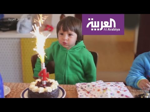 تحذيرات من شموع الألعاب النارية على الكيك