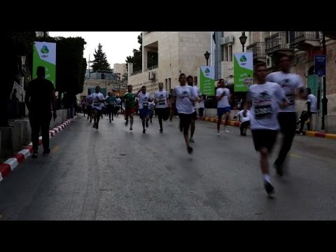 شاهد انطلاق ماراثون فلسطين الدولي الخامس في بيت لحم