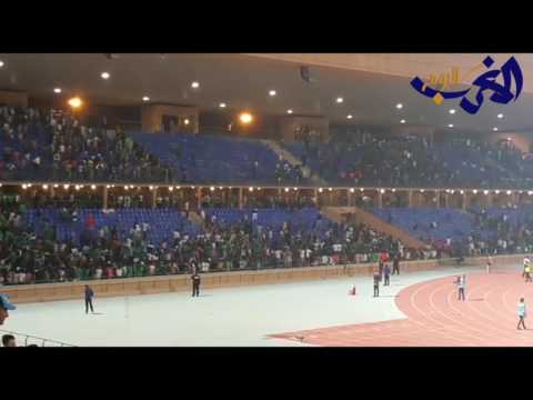 شاهد صراع بين فصائل الرجاء في ملعب مراكش