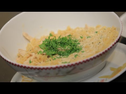 شاهد طريقة إعداد مكرونة بالرومي والثوم