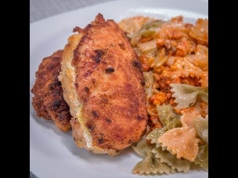 شاهد إعداد صدر دجاج معمر بالفرماج في الفرن