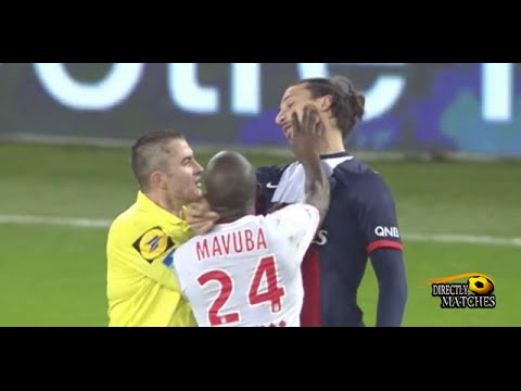 قتال اللاعبين في لعبة كرة القدم