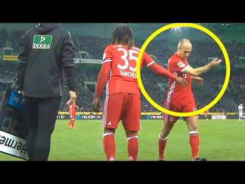 شاهد لاعبون رفضوا التبديل برد فعل صادم