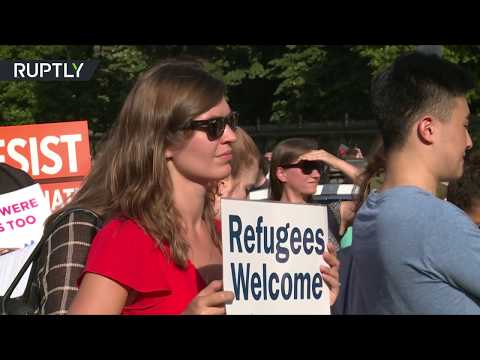 شاهد الأميركيون يرحبون باللاجئين من أنحاء العالم كافة
