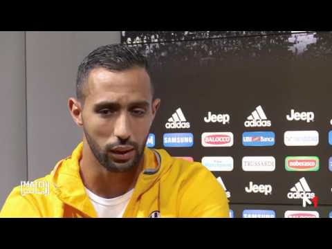 اعتزال بنعطية في ميزان الشارع المغربي