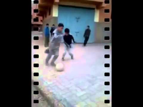 ميسي  الصغير في أزقة مراكش