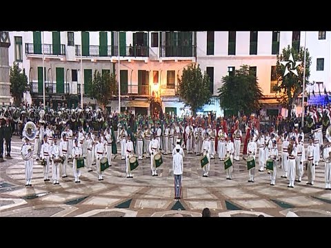 شاهد استعراضات طواف المشاعل تلهب حماس سكان تطوان