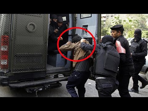 شاهد رجل يغتصب بناته القاصرات