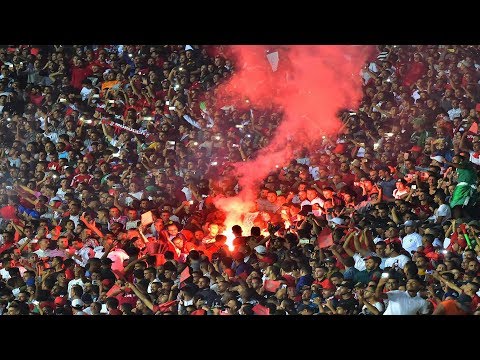 شاهد الجمهور المغربي يرعب الغابون بتشجعيه لفريقه
