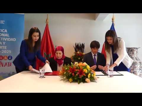 شاهد توقيع مذكرة تفاهم بين المغرب والشيلي في المجال الرياضي