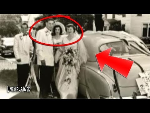 رجل يكتشف شيئًا غريبًا في حفلة زفاف والديه عام 1953