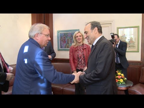 السيد المالكي يجري مباحثات مع رئيس برلمان والونيا