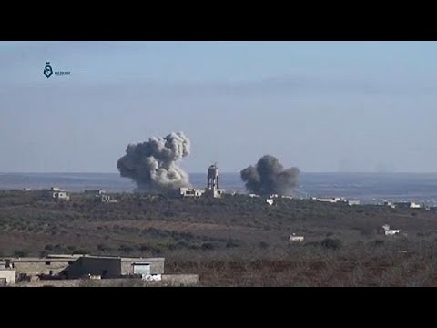 شاهد المعارضة تسقط طائرة للقوات الحكومية في حماة