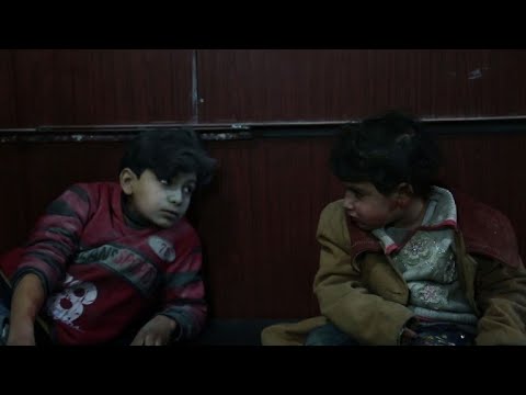 شاهد ناجون روعتهم الغارات في الغوطة الشرقية