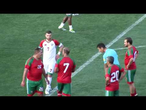 شاهد نجوم أفارقة في مباراة استعراضية لتكريم الراحل عبد القادر البرازي