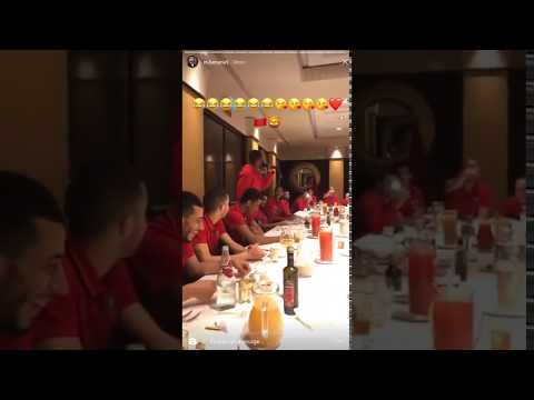 شاهد أيوب الكعبي يغني للمنتخب المغربي قبل مباراة صربيا