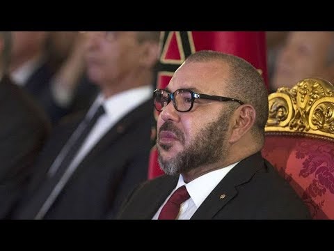 شاهد الملك محمد السادس يُدين عملية احتجاز الرهائن