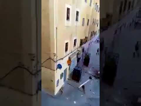 شاهد حالة من الفوضى العارمة والانفلات الأمني في مدينة فاس