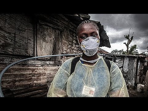 شاهد  الجماعة الحوثية تنفي احتجاز سفن تجارية ونفطية في الحديدة