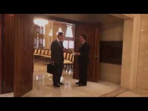 شاهد فيديو يُظهر كواليس وتفاصيل حياة الرئيس الأسد