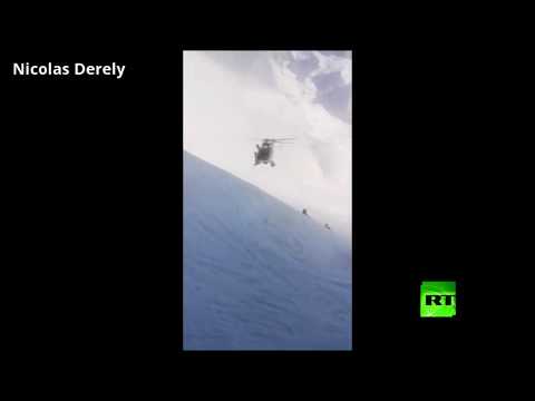 مهارة الشرطة الجبلية الفرنسية في قيادة مروحيتها