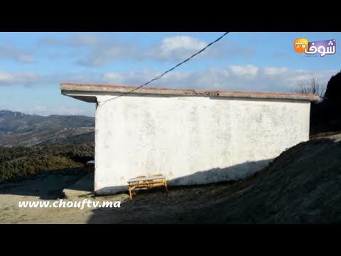 شاهد  مؤسسة تعليمية تتنفس تحت الأزبال في مدينة تطوان