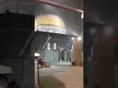 شاهد الأمطار تغسل قبة الصخرة والمسجد الأقصى