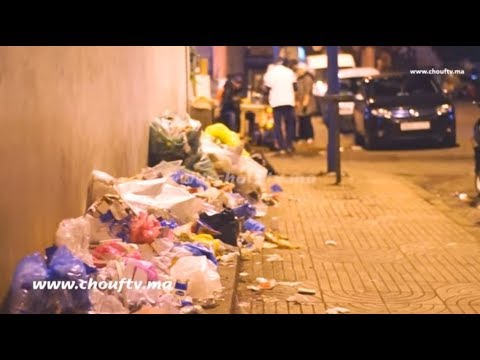 شاهد  تراكم القمامة أمام المستشفى الجامعي ابن رشد