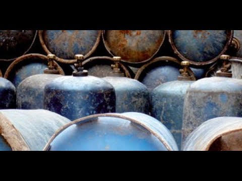 شاهد مصطفى الخلفي ينفي رفع الدعم عن غاز البوتان