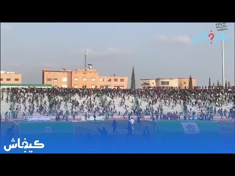 شاهد أحداث شغب بعد لقاء مولودية وجدة ونهضة بركان